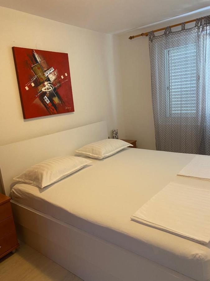 Apartments Nautica Barbat na Rabu Экстерьер фото